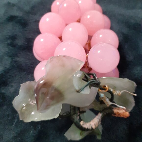 VINTAGE SALADO TEXAS WINERY PINK GLASS GRAPES GORGEOUS HEAVY GRAPES - Picture 10 of 17